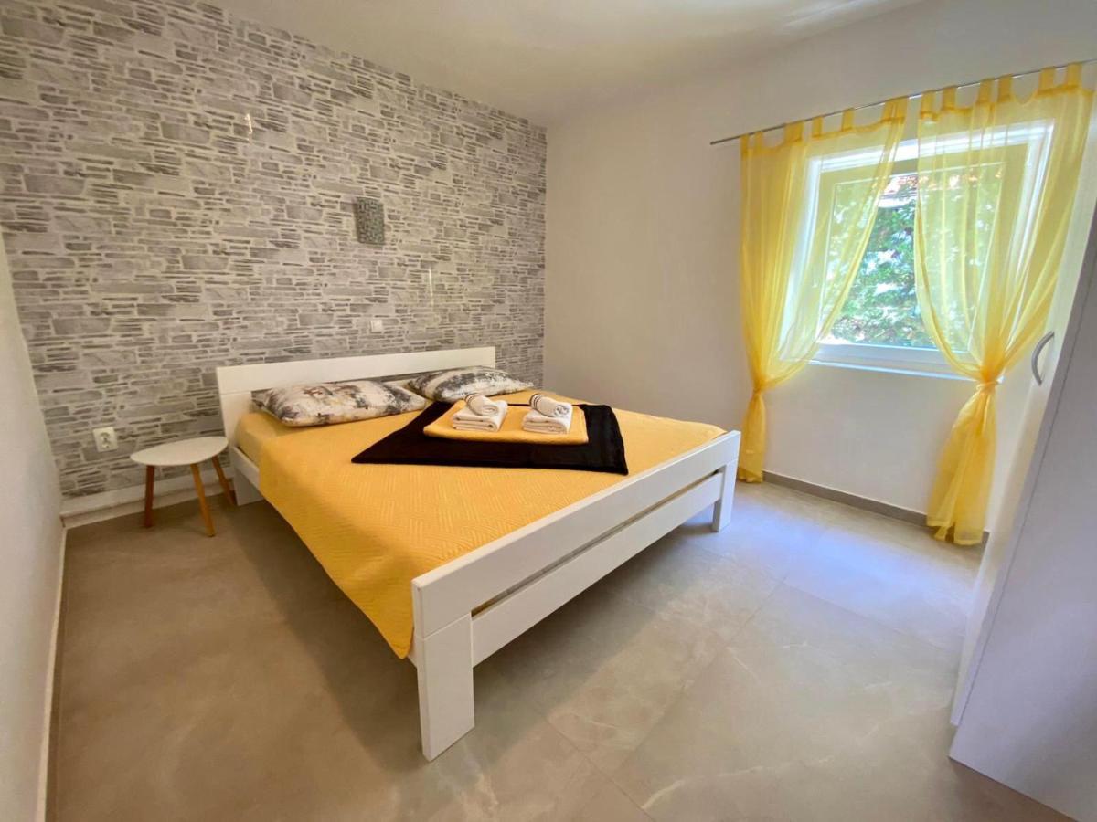 Apartments King - City Center ノヴァリャ エクステリア 写真