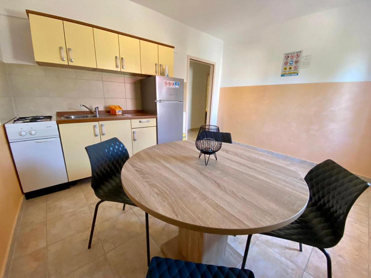 Apartments King - City Center ノヴァリャ エクステリア 写真