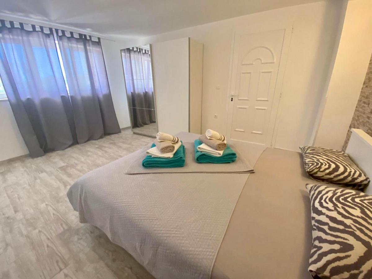 Apartments King - City Center ノヴァリャ エクステリア 写真