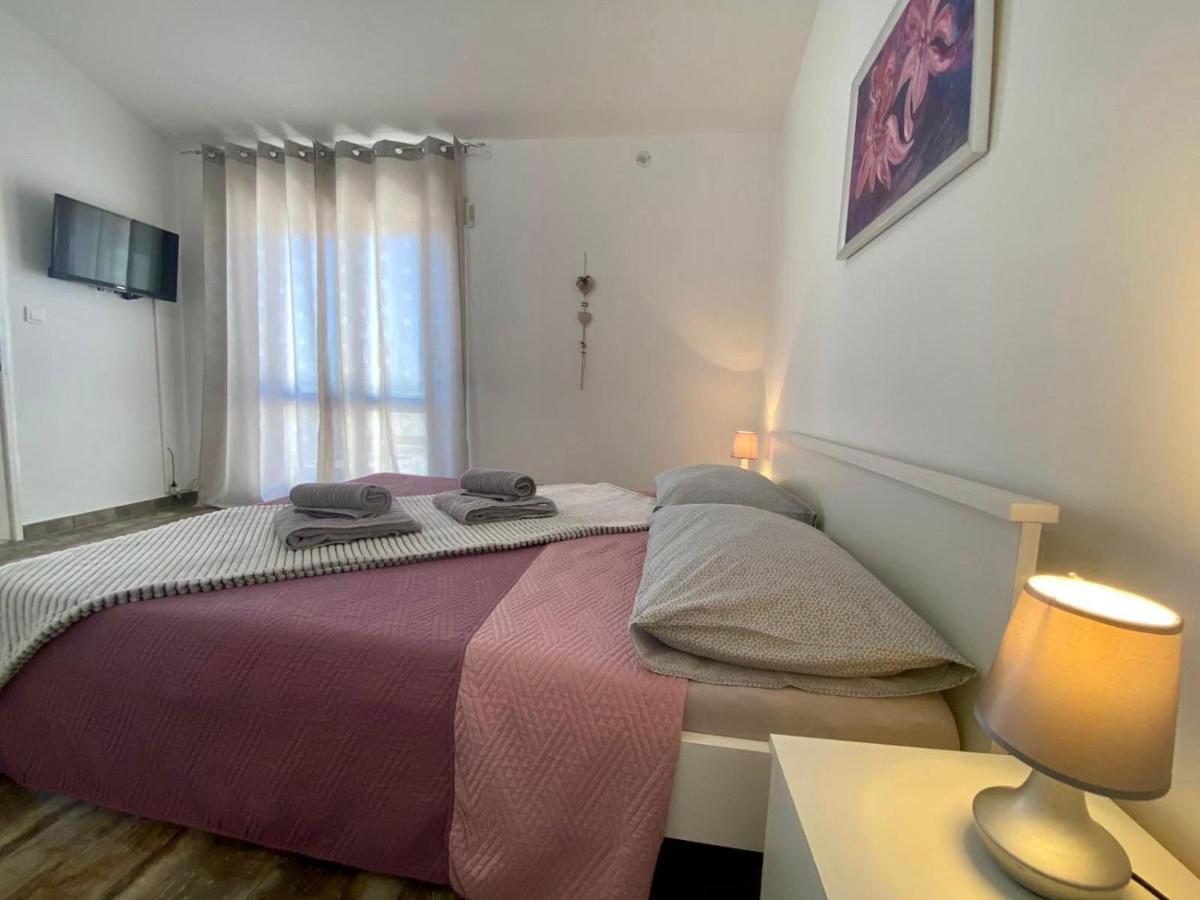 Apartments King - City Center ノヴァリャ エクステリア 写真