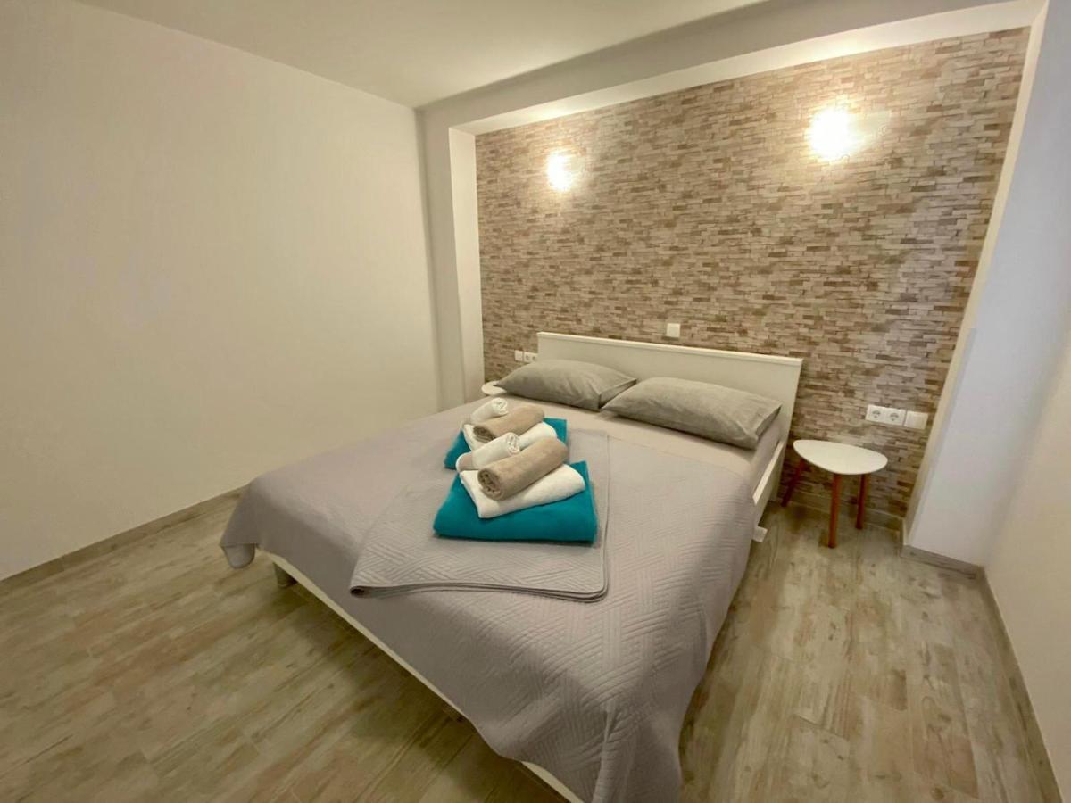 Apartments King - City Center ノヴァリャ エクステリア 写真