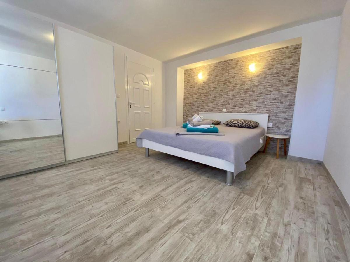Apartments King - City Center ノヴァリャ エクステリア 写真